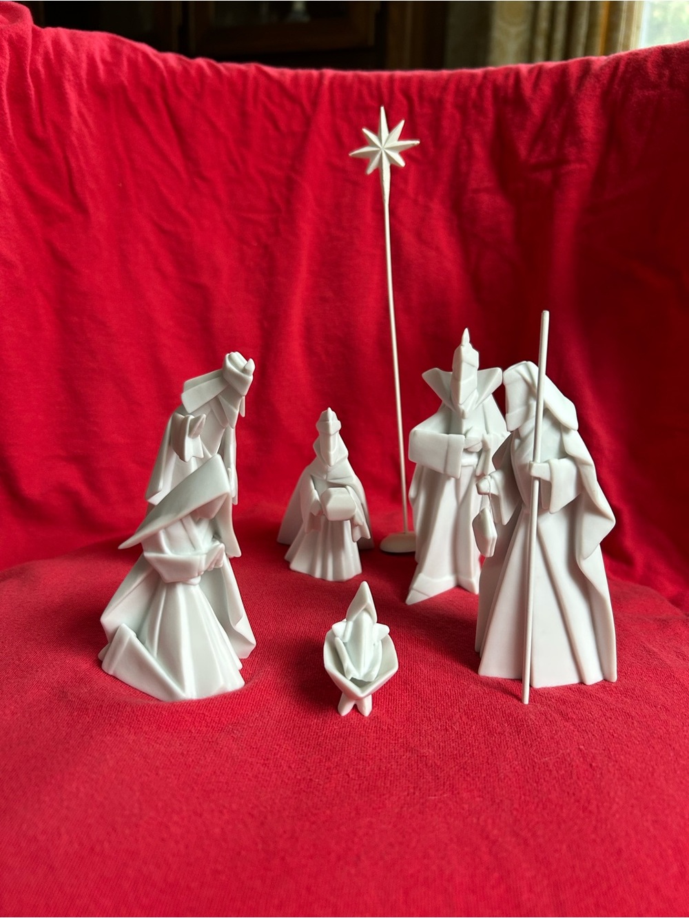 White Ceramic Nativity Set - Elegant Holiday Décor